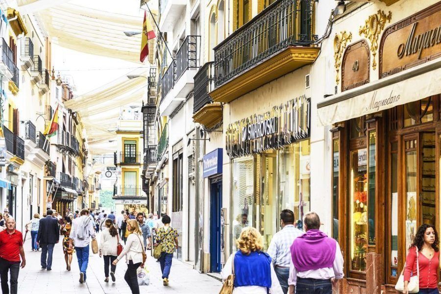 Shopping in the centre of Seville