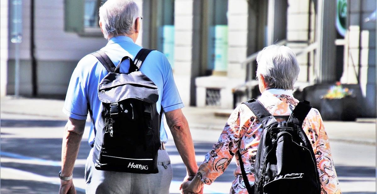 Guided tours in Seville for seniors and older adults