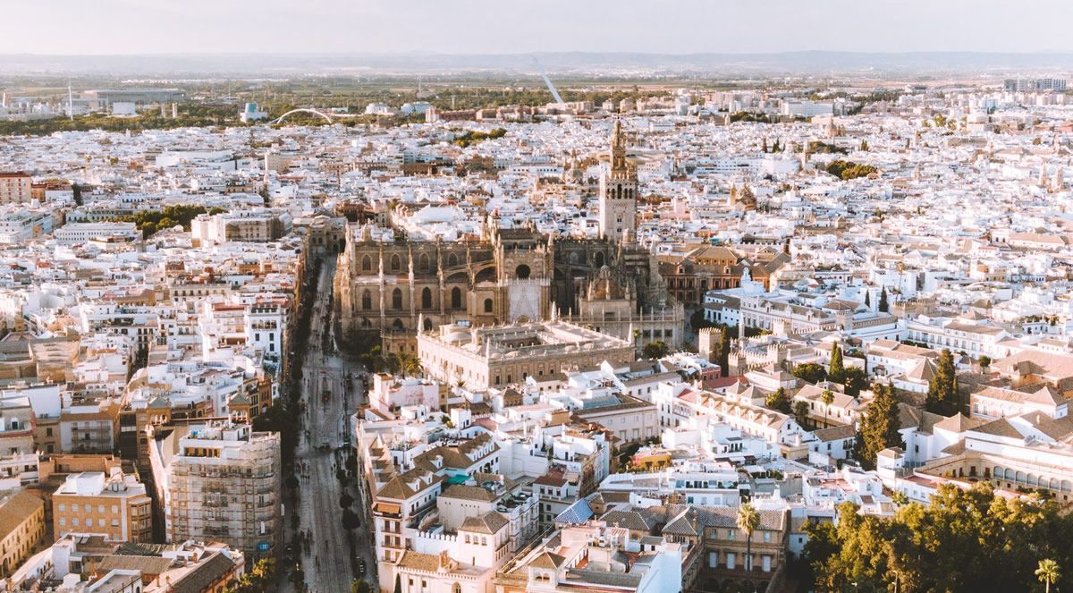 Last minute hotel deals in Seville