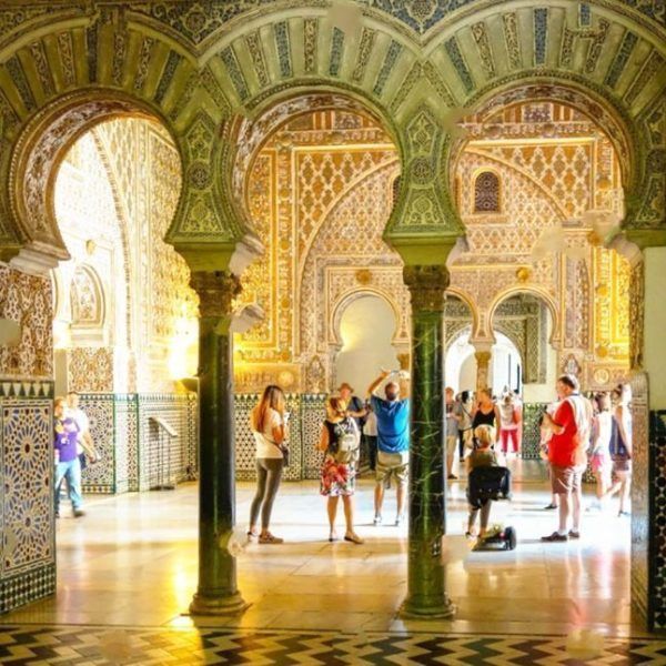 School tours at the Alcazar of Seville